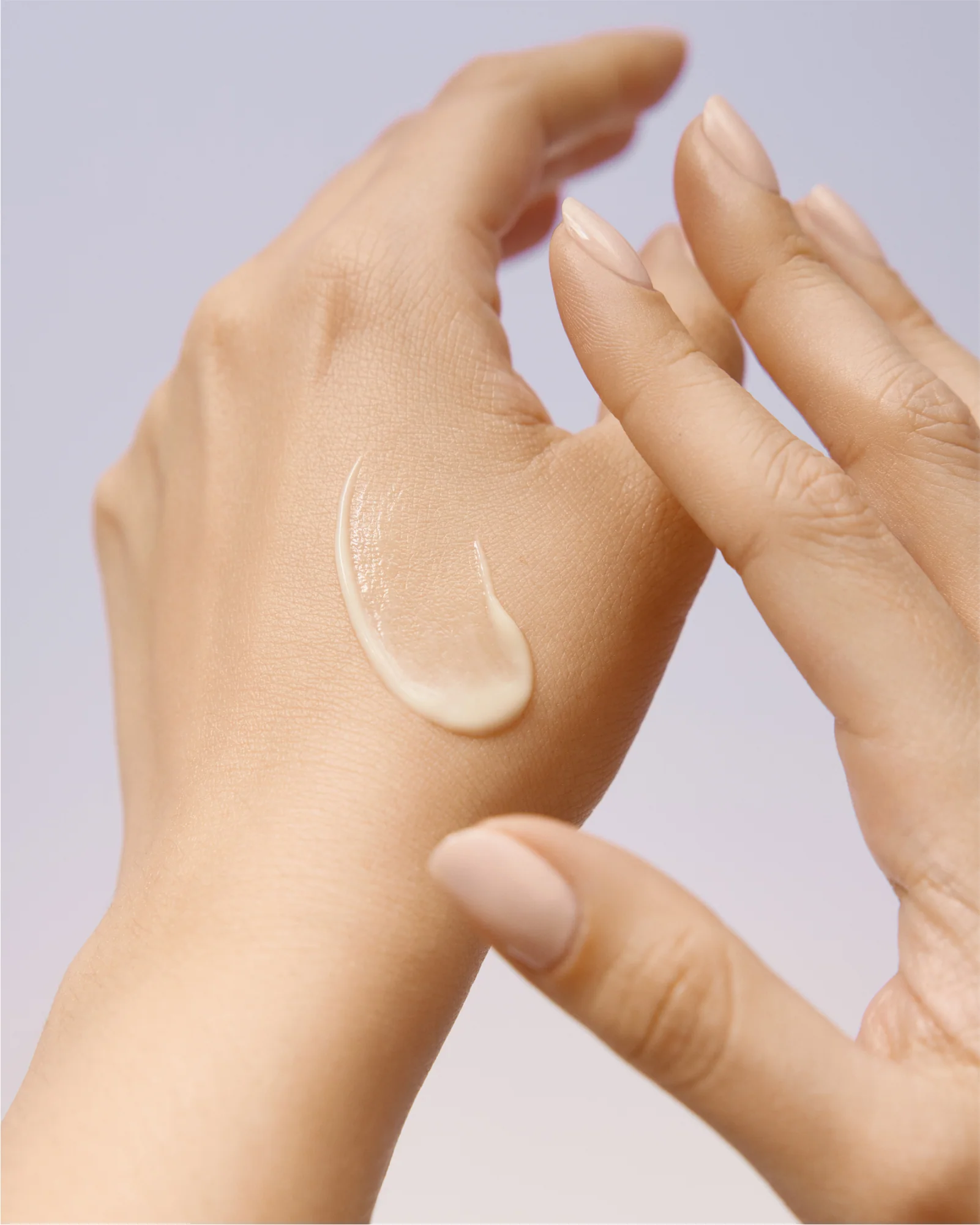 Hydra Light | Sheer Skin-Quenching Moisturizer - Image 3